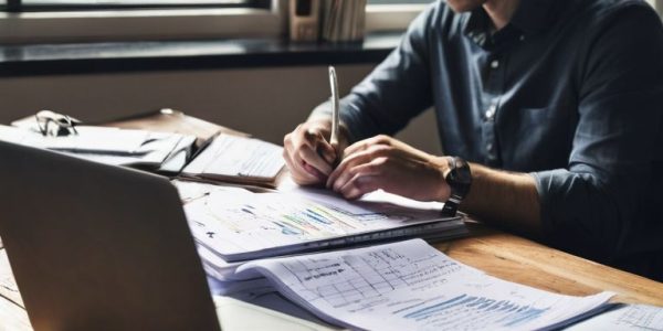 how to analyze your competitors guide