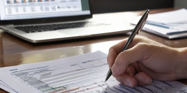 How to read financial statements guide