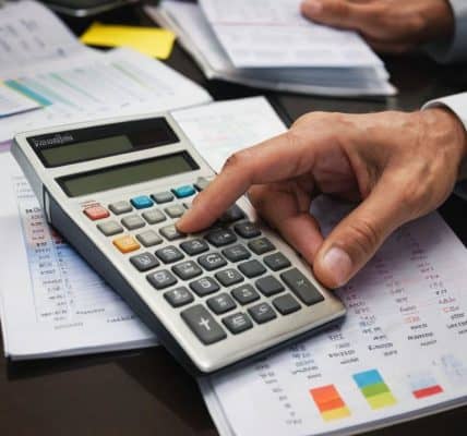Valuation multiples image